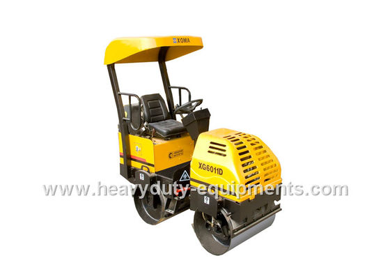 चीन Tandem Vibratory Road Roller XG6011D 1,28 T with high visibility cab for comfort and safety आपूर्तिकर्ता